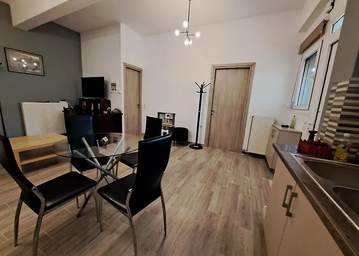 Villaggio Traditional Living