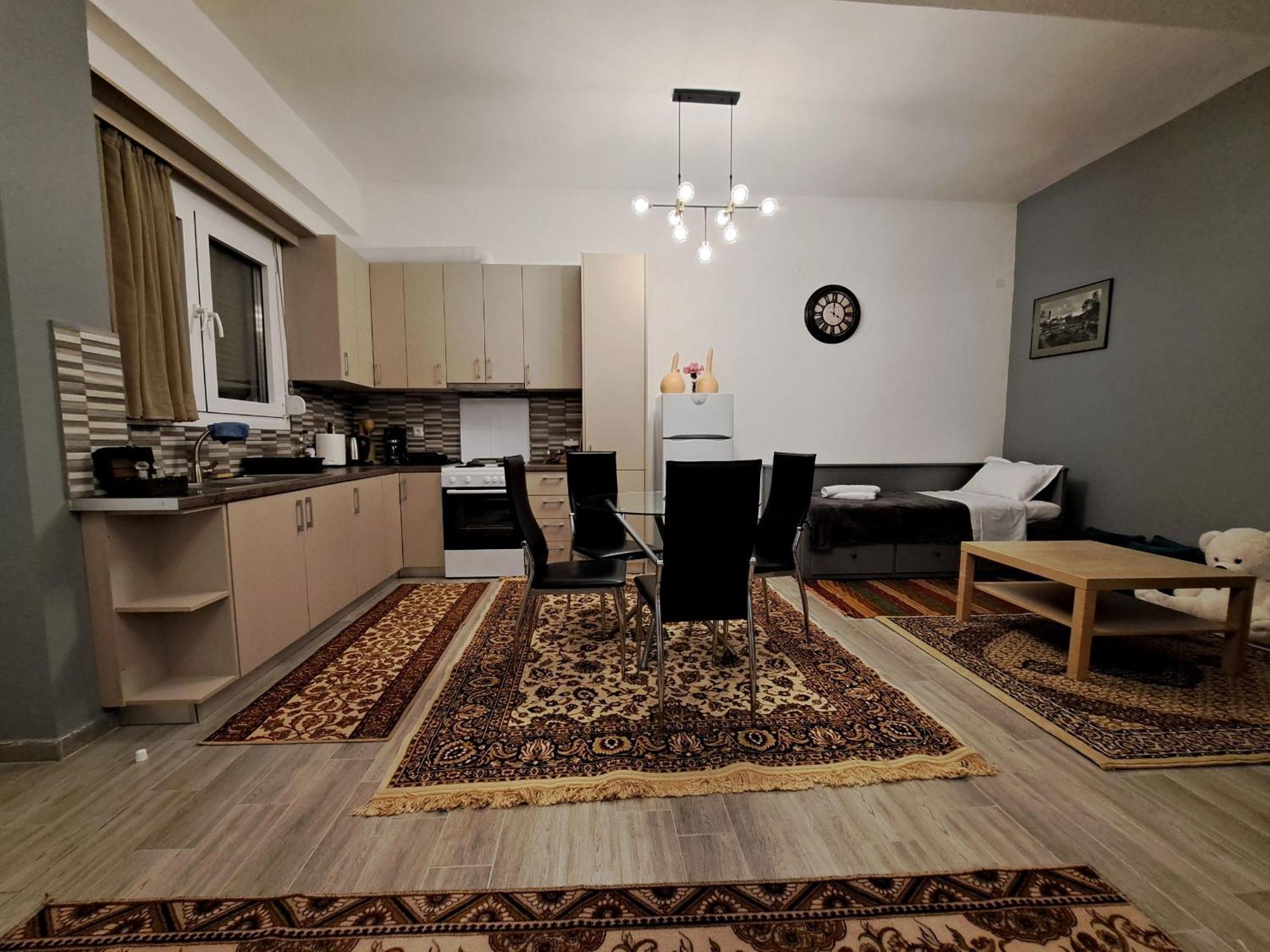 Apartment Villaggio Traditional Living